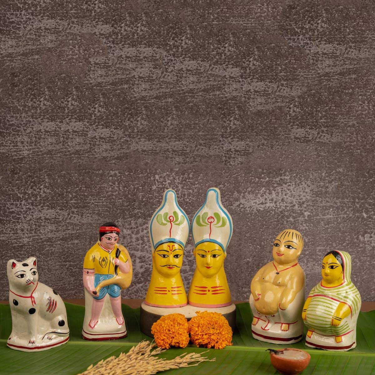 Mojilpur doll set