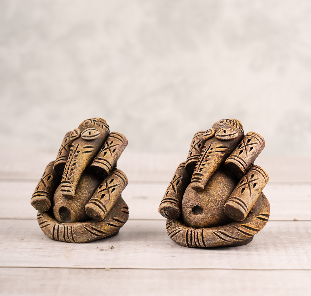 Krishnanagar Kathi Ganesh (Set of 2)